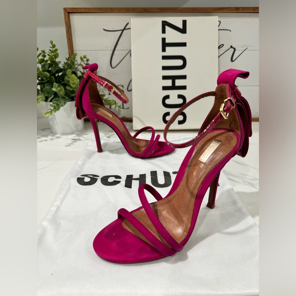 SCHUTZ High Heel Sandal NOBUCK TRUE PINK Size 6B W/ Dust Bag and Box